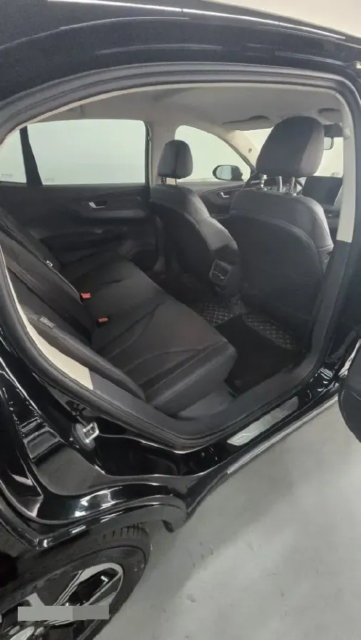 2022 HongQi E-QM5 BEV 54KWH,autocango,china used car exporter,china ev exporter,chinese used car exporter,chinese used ev exporter