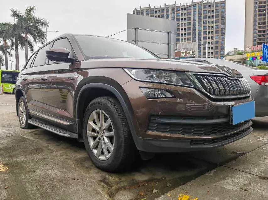 2018 Skoda Kodiak 2.0T 186HP L4 7DCT,autocango,china used car exporter,china ev exporter,chinese used car exporter,chinese used ev exporter