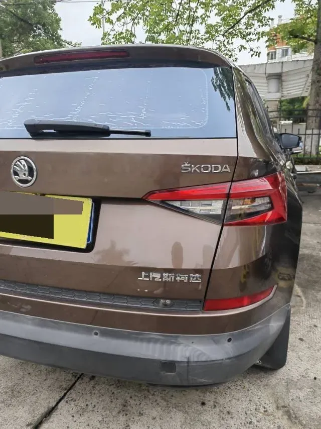 2018 Skoda Kodiak 2.0T 186HP L4 7DCT,autocango,china used car exporter,china ev exporter,chinese used car exporter,chinese used ev exporter