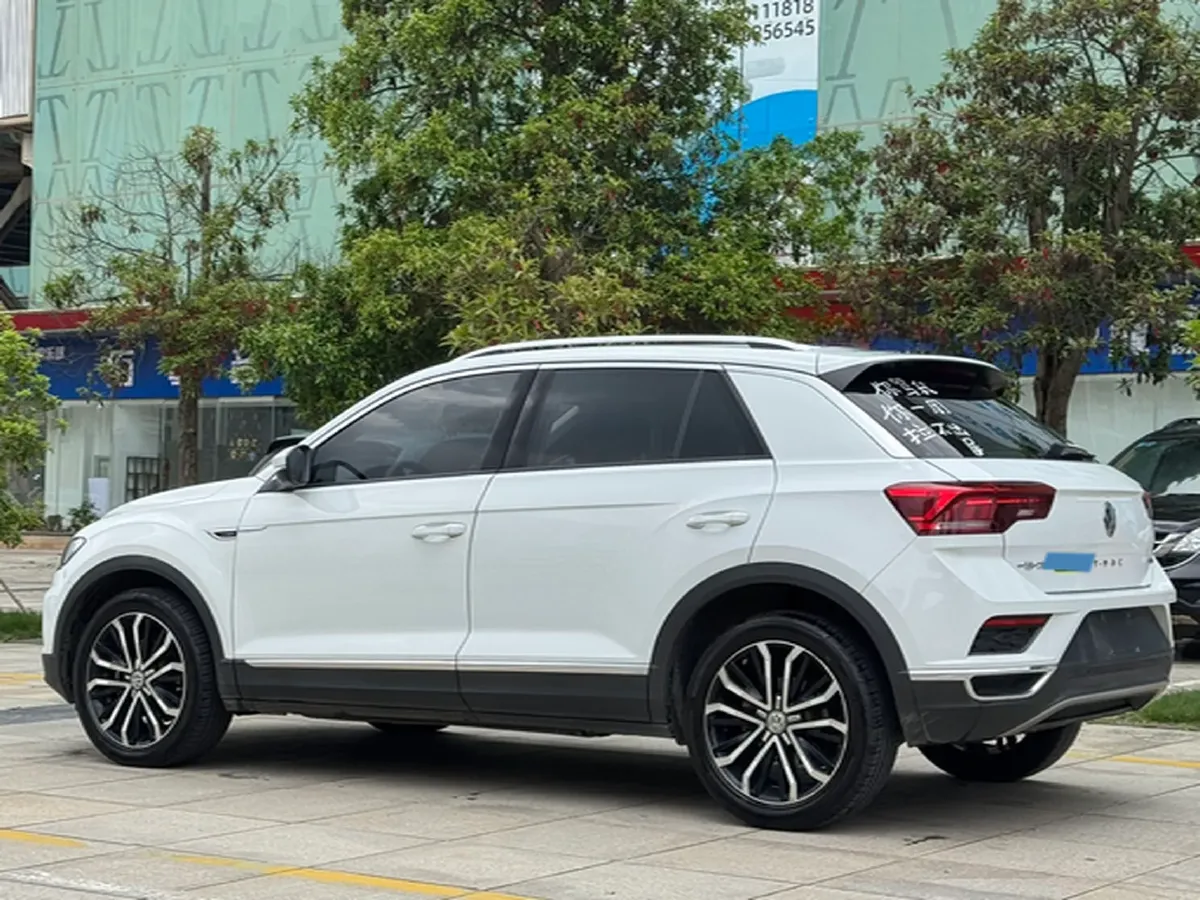 2019 Volkswagen T-Roc 1.4T 150HP L4 7DCT,autocango,china used car exporter,china ev exporter,chinese used car exporter,chinese used ev exporter