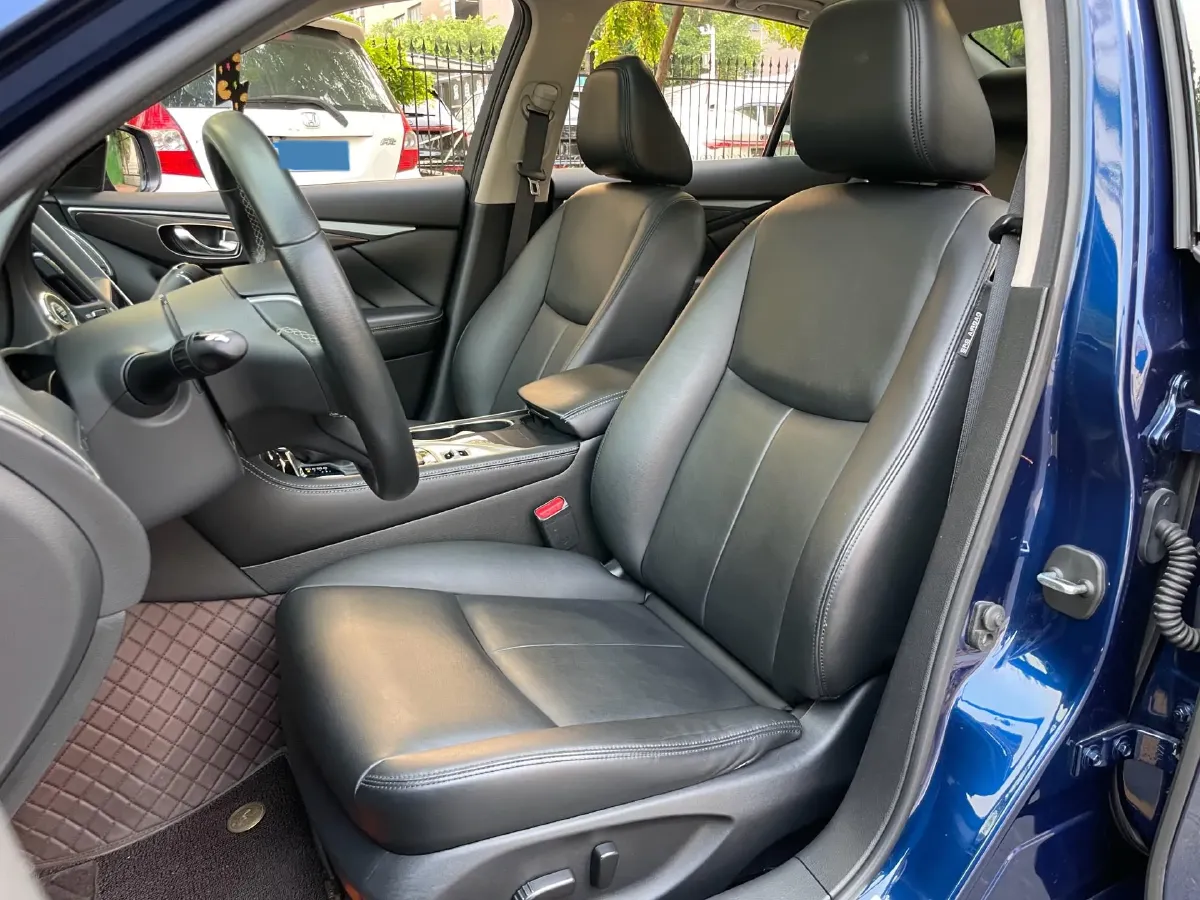 2018 MAXUS G10 2.0T 224HP L4 6AT,autocango,china used car exporter,china ev exporter,chinese used car exporter,chinese used ev exporter