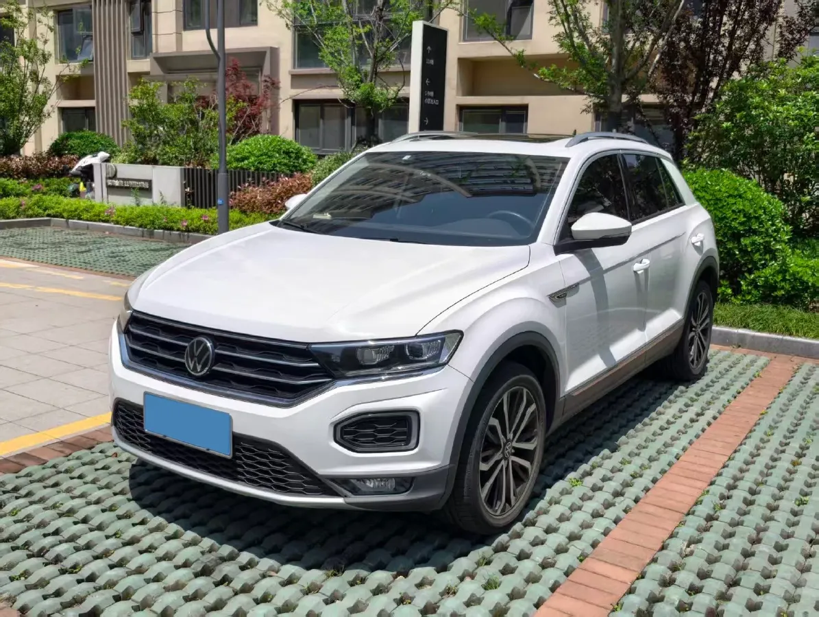 2021 Volkswagen T-Roc 1.4T 150HP L4 7DCT,autocango,china used car exporter,china ev exporter,chinese used car exporter,chinese used ev exporter