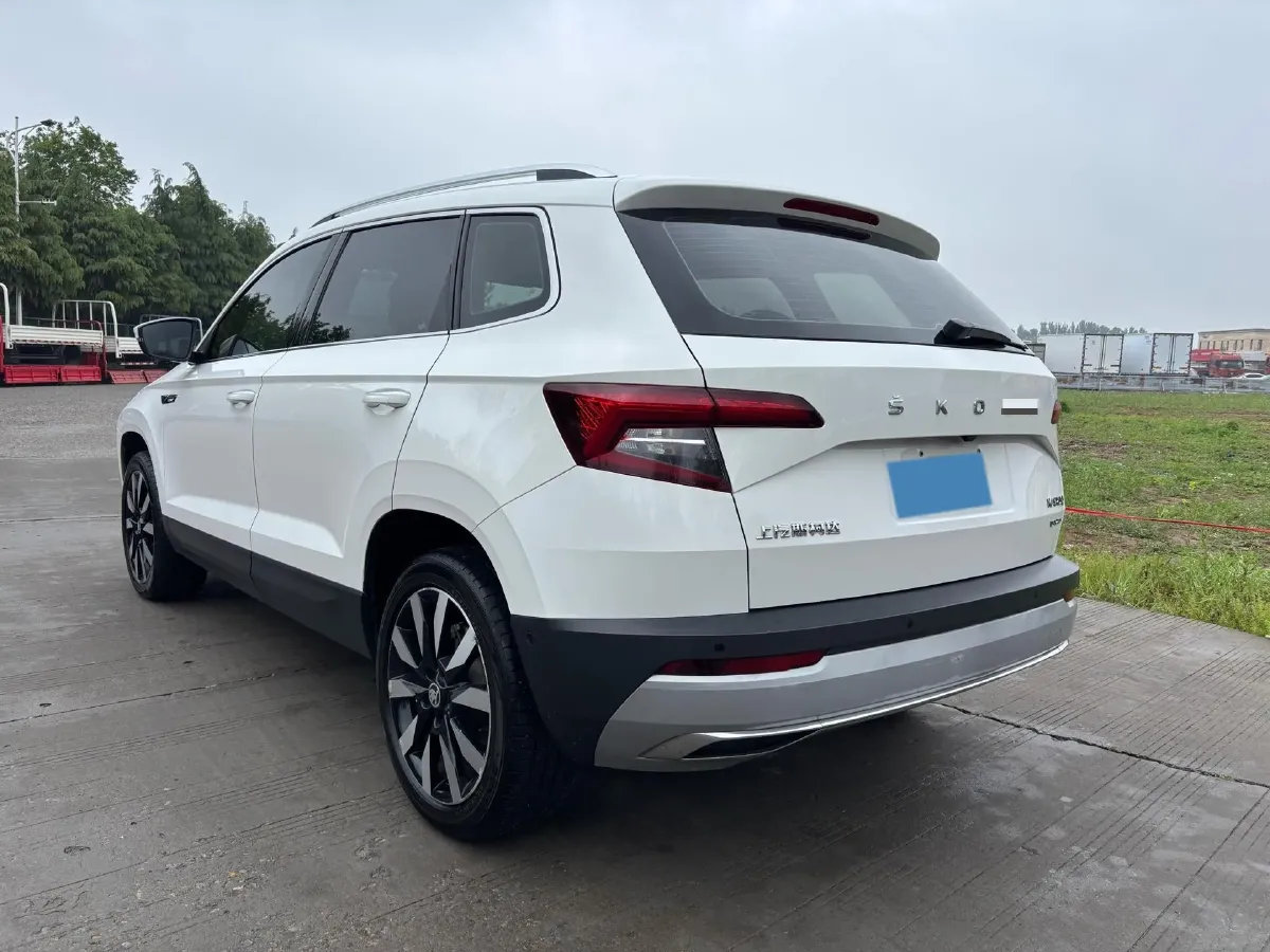 2020 Skoda Karoq 1.4T 150HP L4 7DCT,autocango,china used car exporter,china ev exporter,chinese used car exporter,chinese used ev exporter