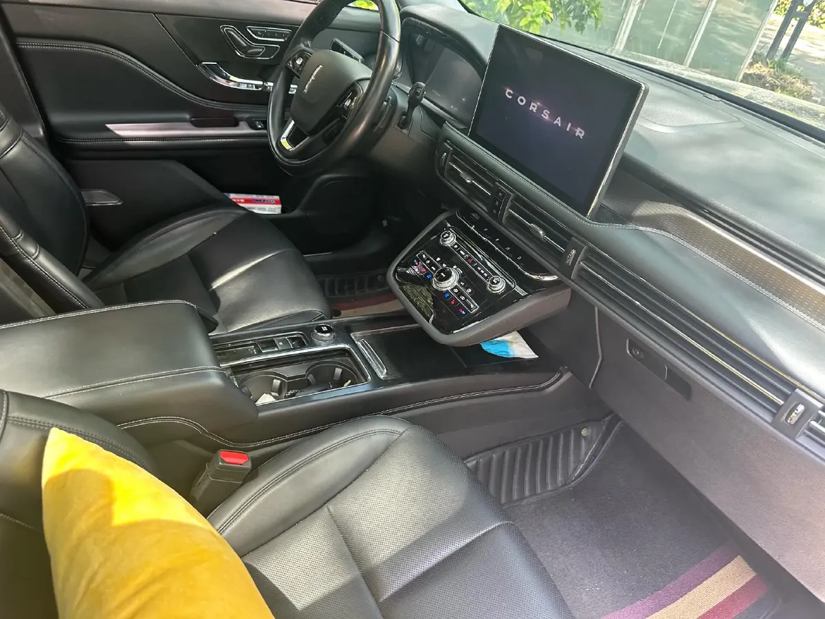 2022 Lincoln Corsair 2.0T 245HP L4 8AT,autocango,china used car exporter,china ev exporter,chinese used car exporter,chinese used ev exporter