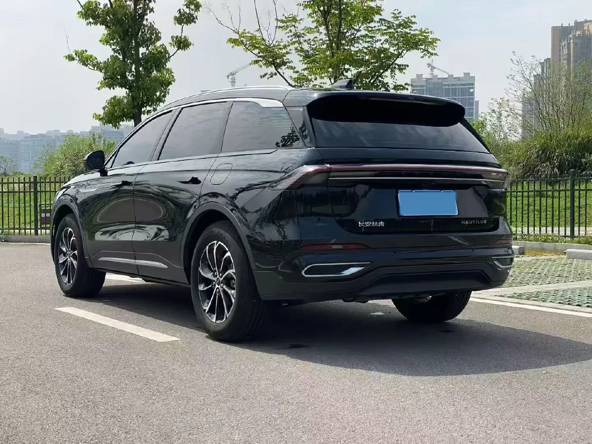 2023 Lincoln Nautilus 2.0T 261HP L4 8AT,autocango,china used car exporter,china ev exporter,chinese used car exporter,chinese used ev exporter