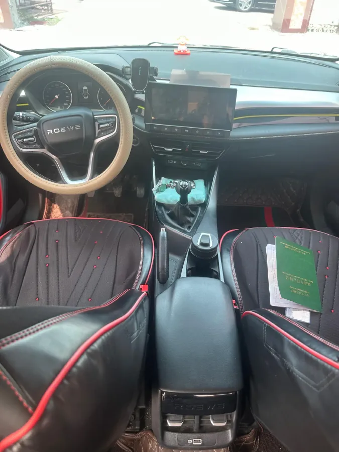 2021 Roewe i5 1.5L 120HP L4 5MT,autocango,china used car exporter,china ev exporter,chinese used car exporter,chinese used ev exporter