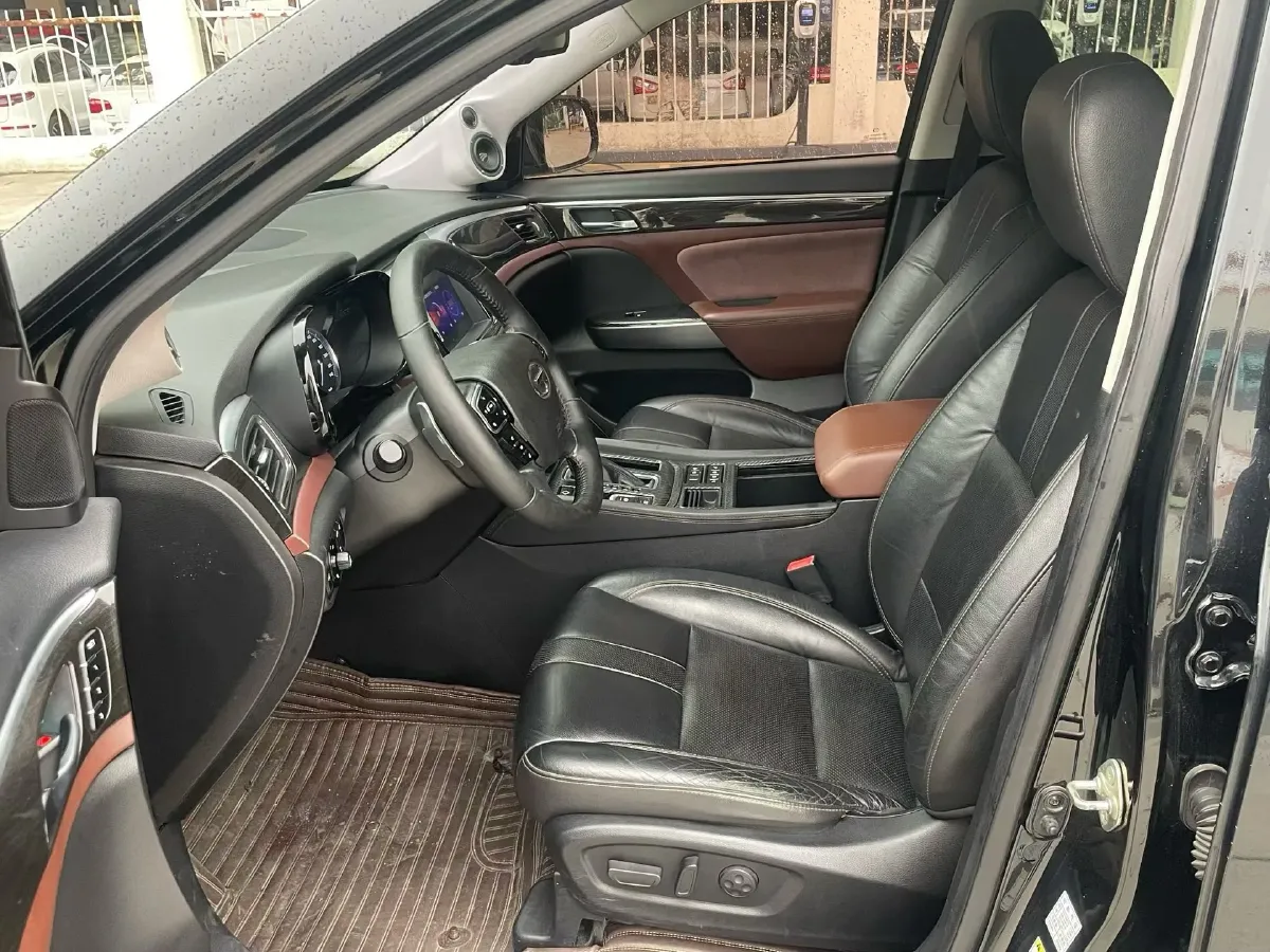 2017 GAC Trumpchi GS8 2.0T 201HP L4 6AT,autocango,china used car exporter,china ev exporter,chinese used car exporter,chinese used ev exporter