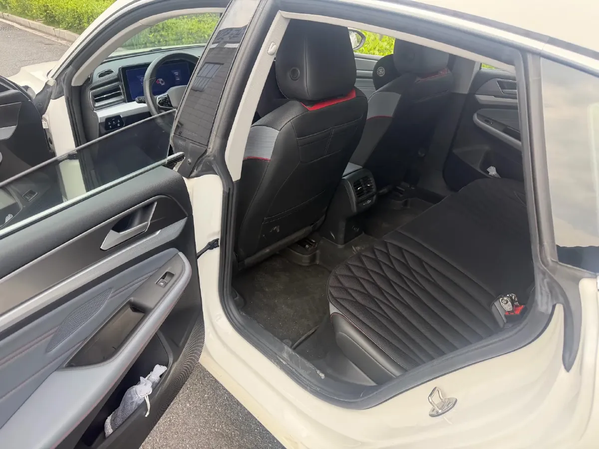 2022 Exceed TXL 2.0T 261HP L4 7DCT,autocango,china used car exporter,china ev exporter,chinese used car exporter,chinese used ev exporter