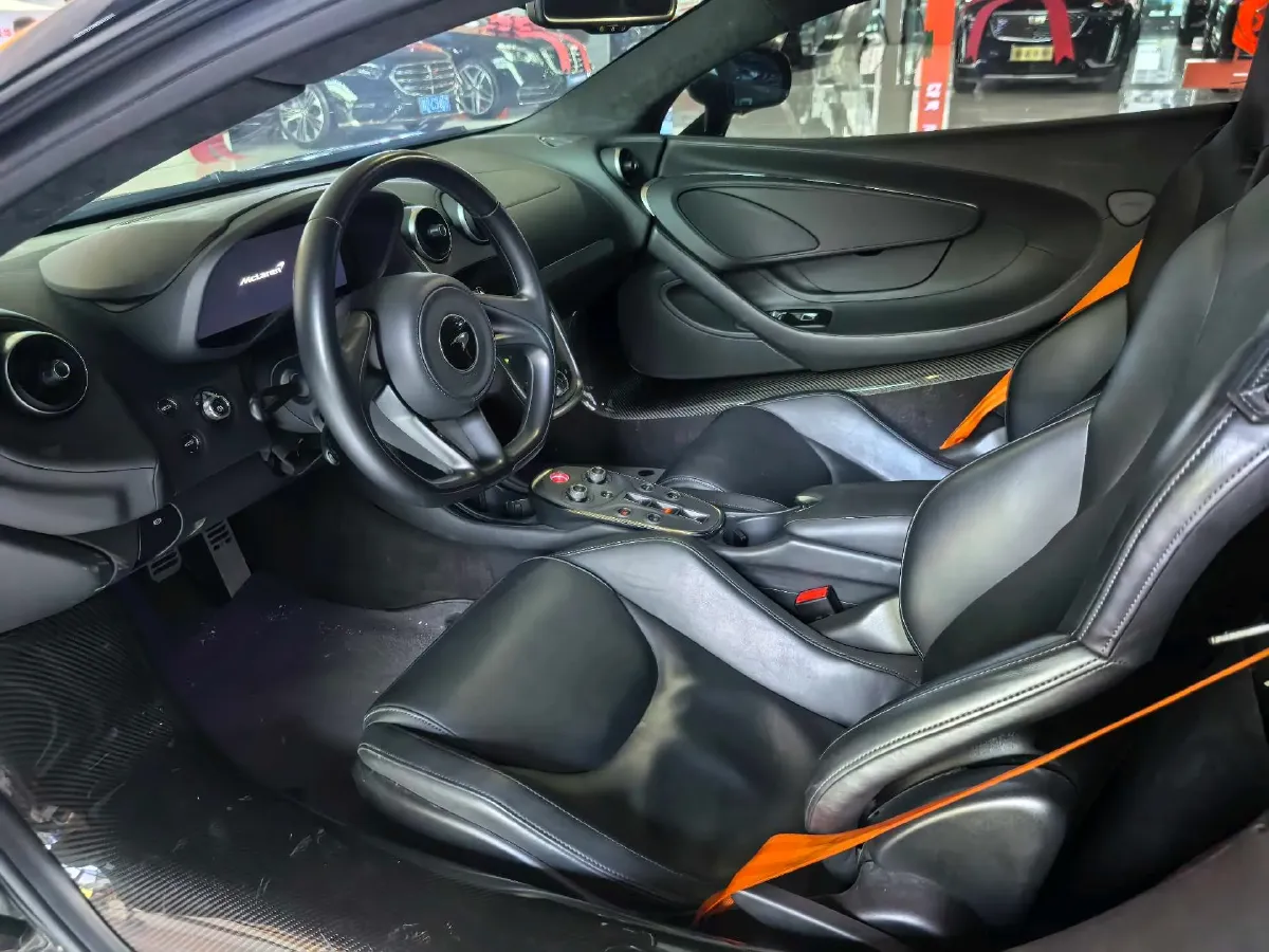 2022 McLaren GT 4.0T 620HP V8 7DCT,autocango,china used car exporter,china ev exporter,chinese used car exporter,chinese used ev exporter