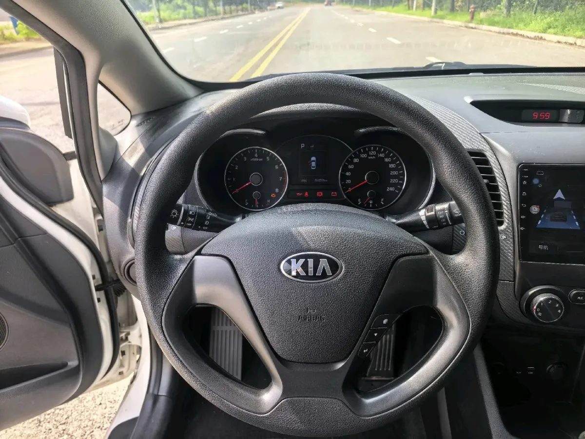 2016 Kia K3 1.6L 128HP L4 6AT,autocango,china used car exporter,china ev exporter,chinese used car exporter,chinese used ev exporter