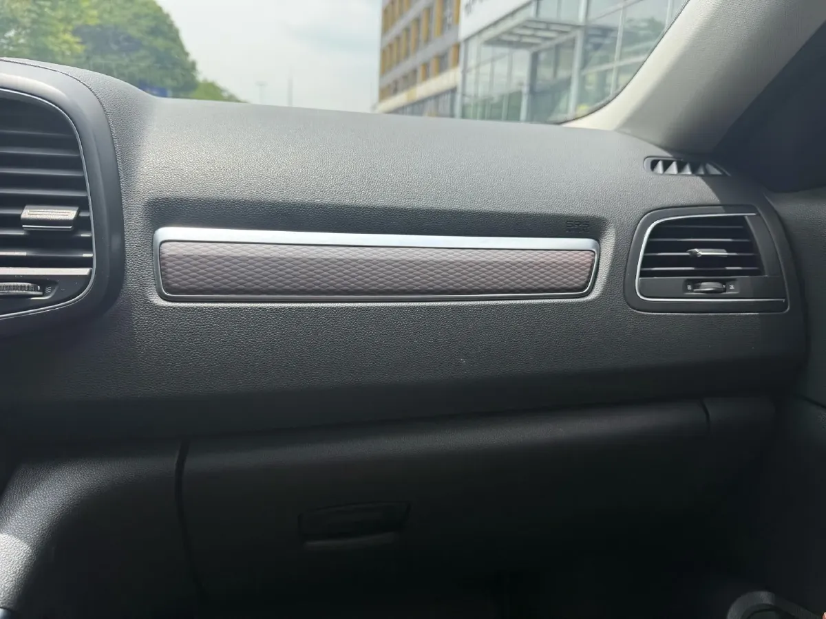 2018 Renault Koleos 2.0L 150HP L4 CVT,autocango,china used car exporter,china ev exporter,chinese used car exporter,chinese used ev exporter