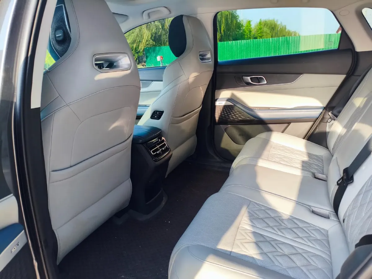 2022 Chevrolet Menlo BEV 61.1KWH,autocango,china used car exporter,china ev exporter,chinese used car exporter,chinese used ev exporter