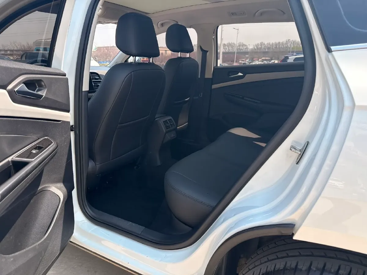 2022 Jetta VS7 1.4T 150HP L4 6AT,autocango,china used car exporter,china ev exporter,chinese used car exporter,chinese used ev exporter