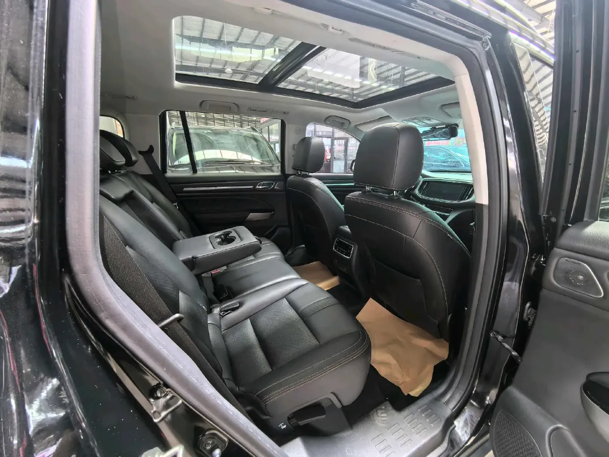 2021 GAC Trumpchi GS8 2.0T 252HP L4 6AT,autocango,china used car exporter,china ev exporter,chinese used car exporter,chinese used ev exporter