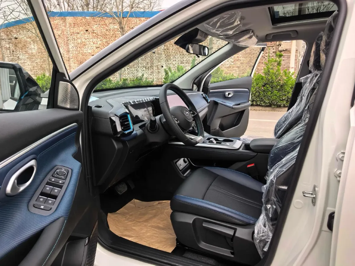 2026 GAC Trumpchi GS3 1.5T 177HP L4 7DCT,autocango,china used car exporter,china ev exporter,chinese used car exporter,chinese used ev exporter