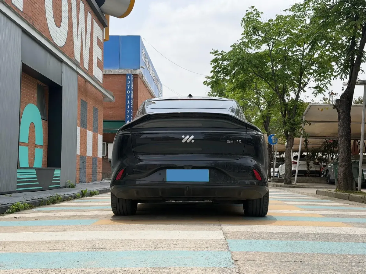 2023 IM LS6 BEV 100KWH,autocango,china used car exporter,china ev exporter,chinese used car exporter,chinese used ev exporter