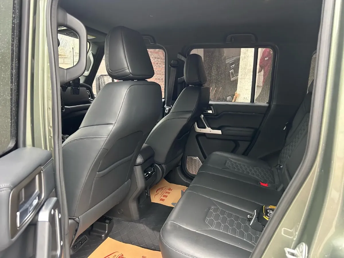 2024 212 212 T01 2.0T 252HP L4 8AT,autocango,china used car exporter,china ev exporter,chinese used car exporter,chinese used ev exporter