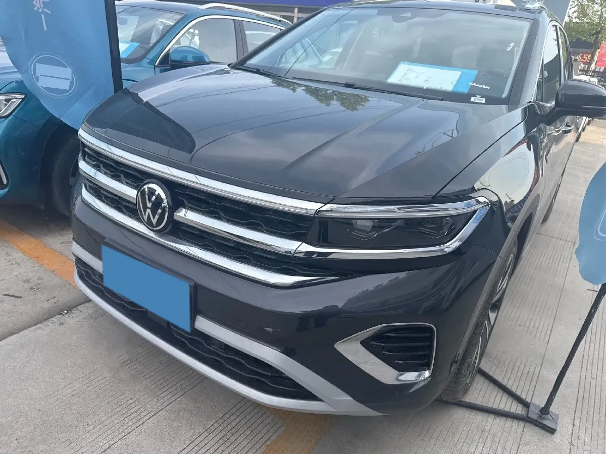 2024 Volkswagen Talagon 2.0T 220HP L4 7DCT,autocango,china used car exporter,china ev exporter,chinese used car exporter,chinese used ev exporter