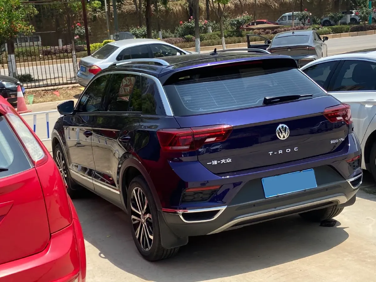 2020 Volkswagen T-Roc 1.4T 150HP L4 7DCT,autocango,china used car exporter,china ev exporter,chinese used car exporter,chinese used ev exporter