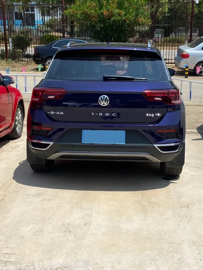 2020 Volkswagen T-Roc 1.4T 150HP L4 7DCT,autocango,china used car exporter,china ev exporter,chinese used car exporter,chinese used ev exporter