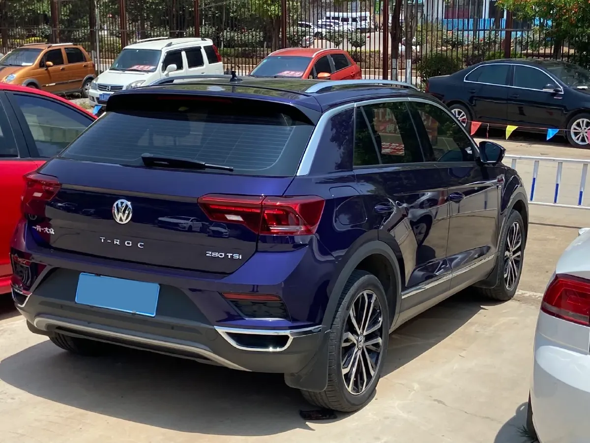 2020 Volkswagen T-Roc 1.4T 150HP L4 7DCT,autocango,china used car exporter,china ev exporter,chinese used car exporter,chinese used ev exporter