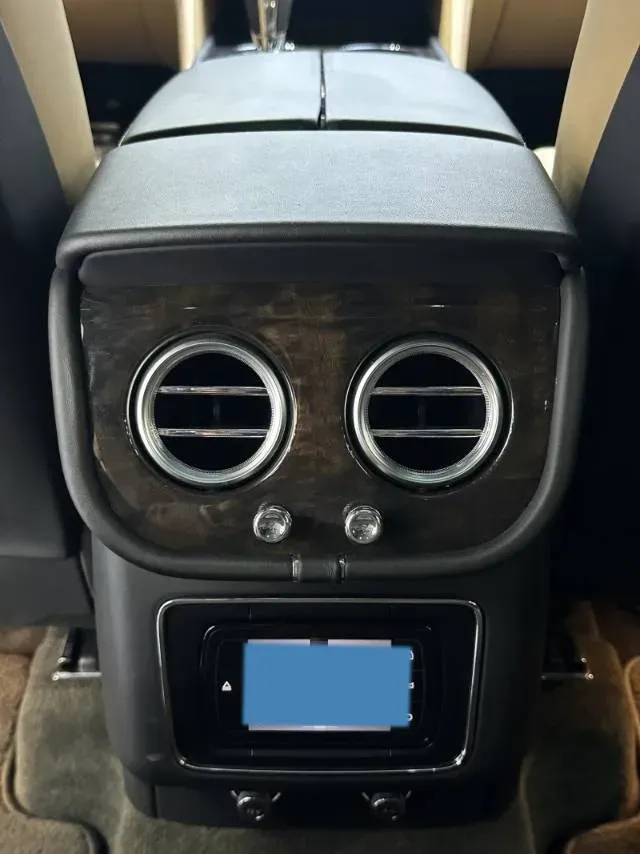 2017 Bentley Bentayga 6.0T 608HP W12 8AT,autocango,china used car exporter,china ev exporter,chinese used car exporter,chinese used ev exporter