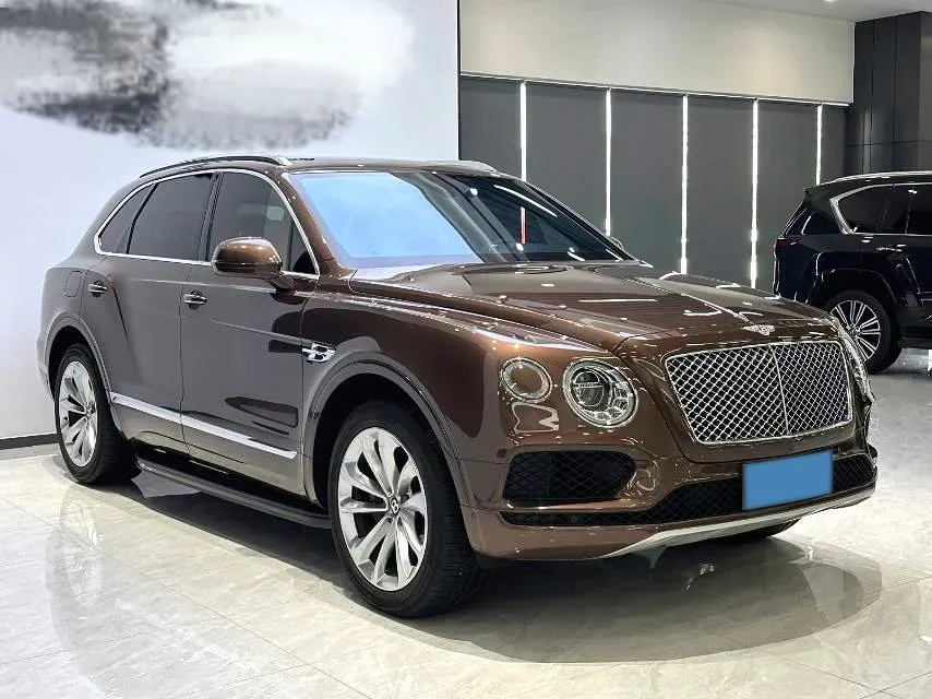 2017 Bentley Bentayga 6.0T 608HP W12 8AT,autocango,china used car exporter,china ev exporter,chinese used car exporter,chinese used ev exporter
