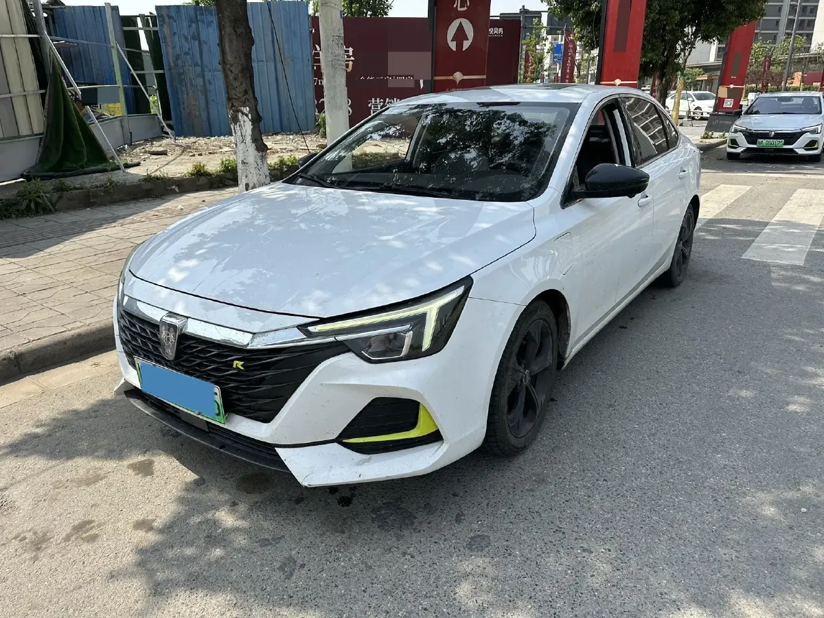 2020 Roewe i6 MAX 1.5T 169HP L4 AMT PHEV,autocango,china used car exporter,china ev exporter,chinese used car exporter,chinese used ev exporter