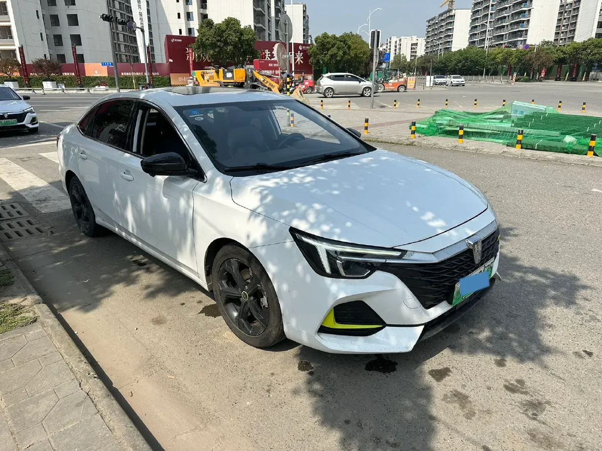 2020 Roewe i6 MAX 1.5T 169HP L4 AMT PHEV,autocango,china used car exporter,china ev exporter,chinese used car exporter,chinese used ev exporter
