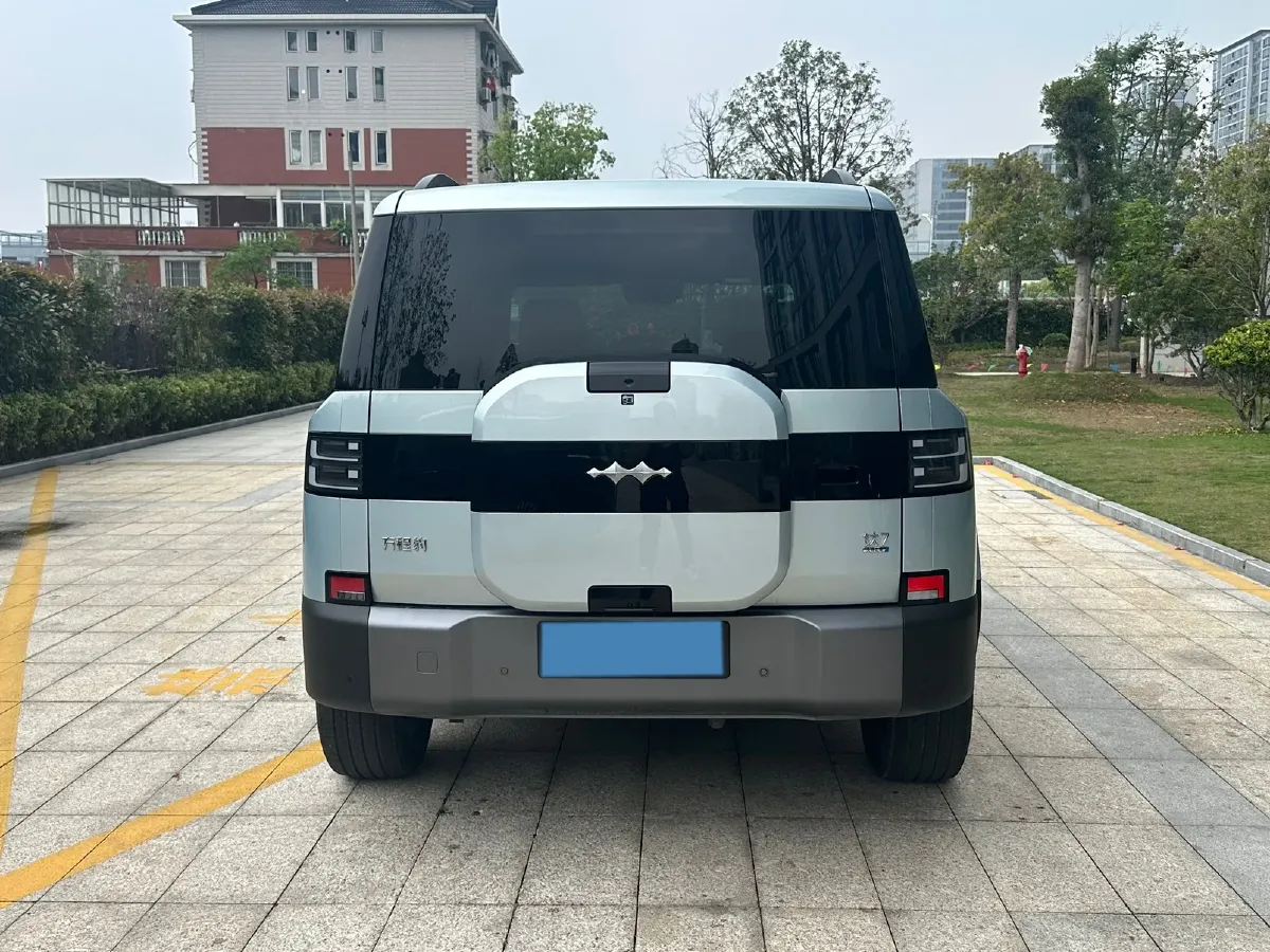 2025 FangChengBao Tai 7 1.5T 156HP L4 E-CVT PHEV,autocango,china used car exporter,china ev exporter,chinese used car exporter,chinese used ev exporter