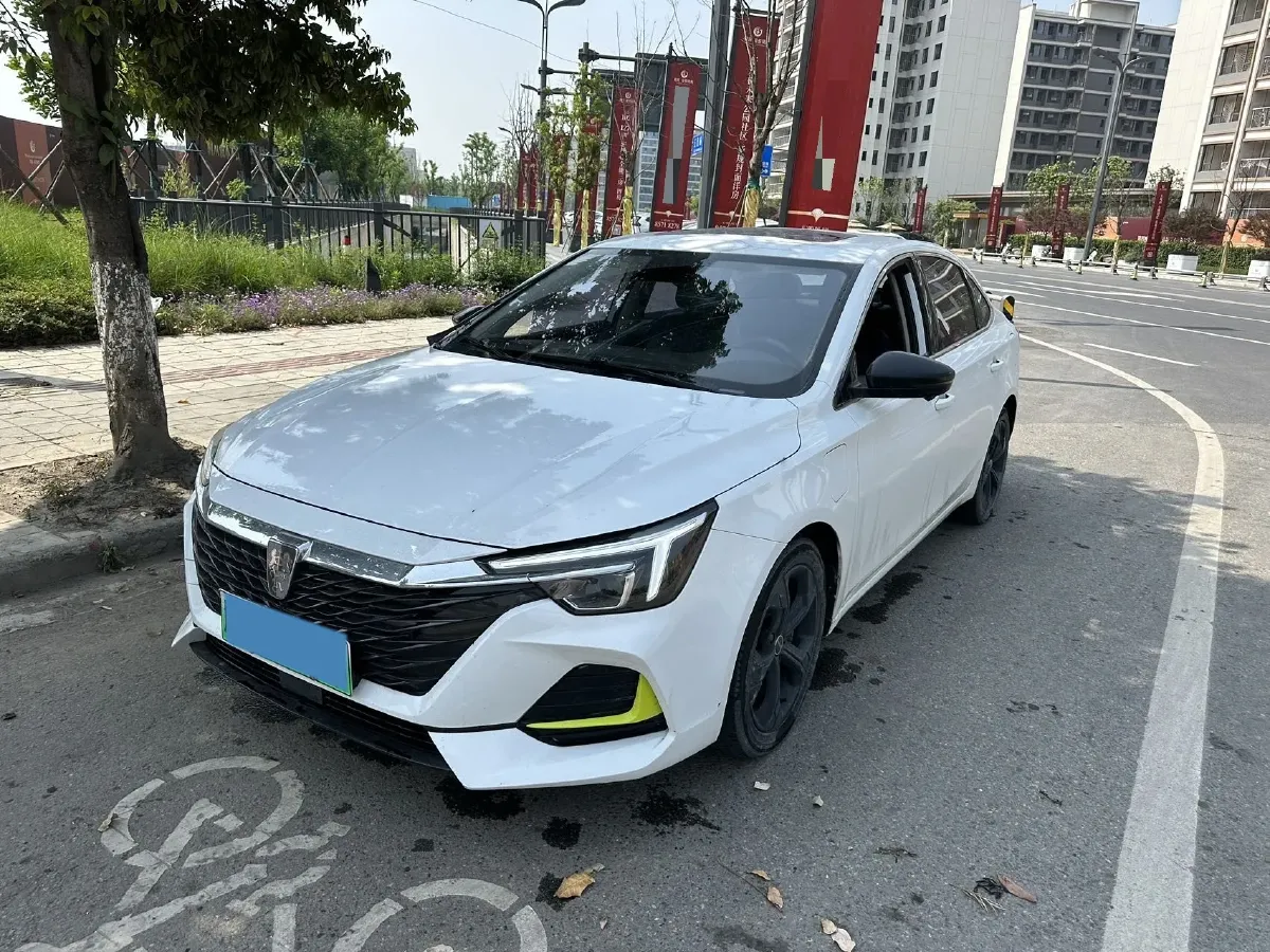 2020 Roewe i6 MAX 1.5T 169HP L4 AMT PHEV,autocango,china used car exporter,china ev exporter,chinese used car exporter,chinese used ev exporter
