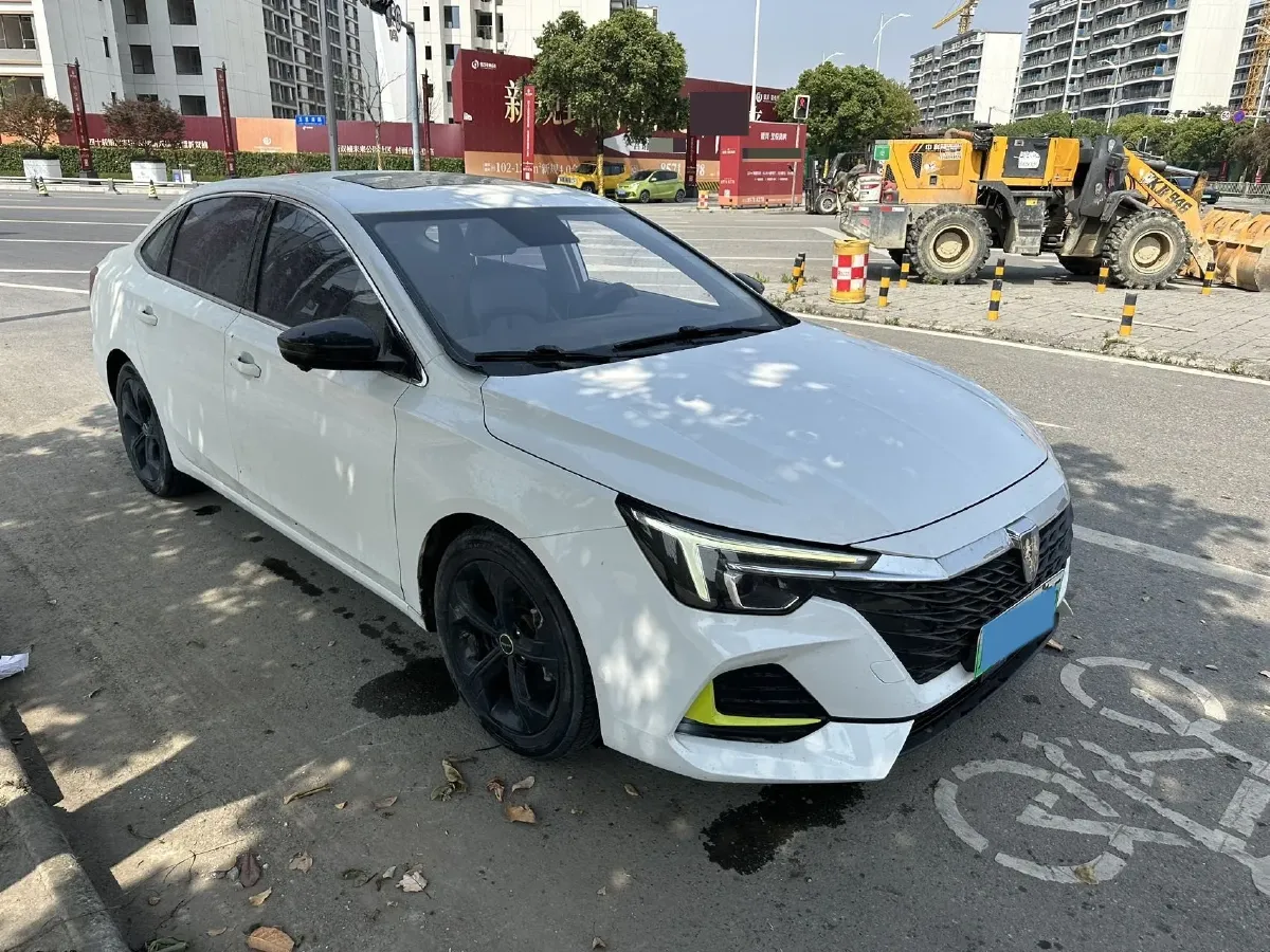 2020 Roewe i6 MAX 1.5T 169HP L4 AMT PHEV,autocango,china used car exporter,china ev exporter,chinese used car exporter,chinese used ev exporter
