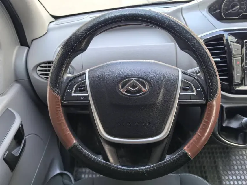 2021 MAXUS XinTu V80 2.0T 139HP L4 6MT,autocango,china used car exporter,china ev exporter,chinese used car exporter,chinese used ev exporter