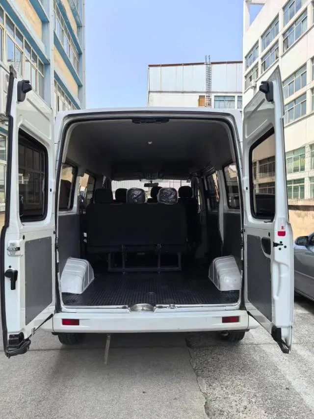 2021 MAXUS XinTu V80 2.0T 139HP L4 6MT,autocango,china used car exporter,china ev exporter,chinese used car exporter,chinese used ev exporter