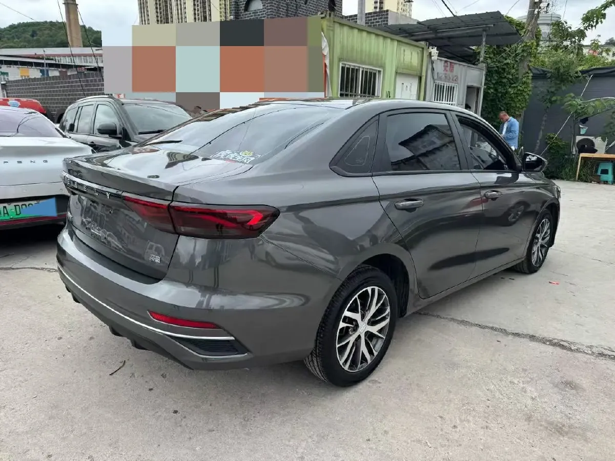 2022 Geely Emgrand 1.5L 114HP L4 5MT,autocango,china used car exporter,china ev exporter,chinese used car exporter,chinese used ev exporter