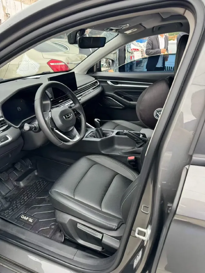 2022 Geely Emgrand 1.5L 114HP L4 5MT,autocango,china used car exporter,china ev exporter,chinese used car exporter,chinese used ev exporter