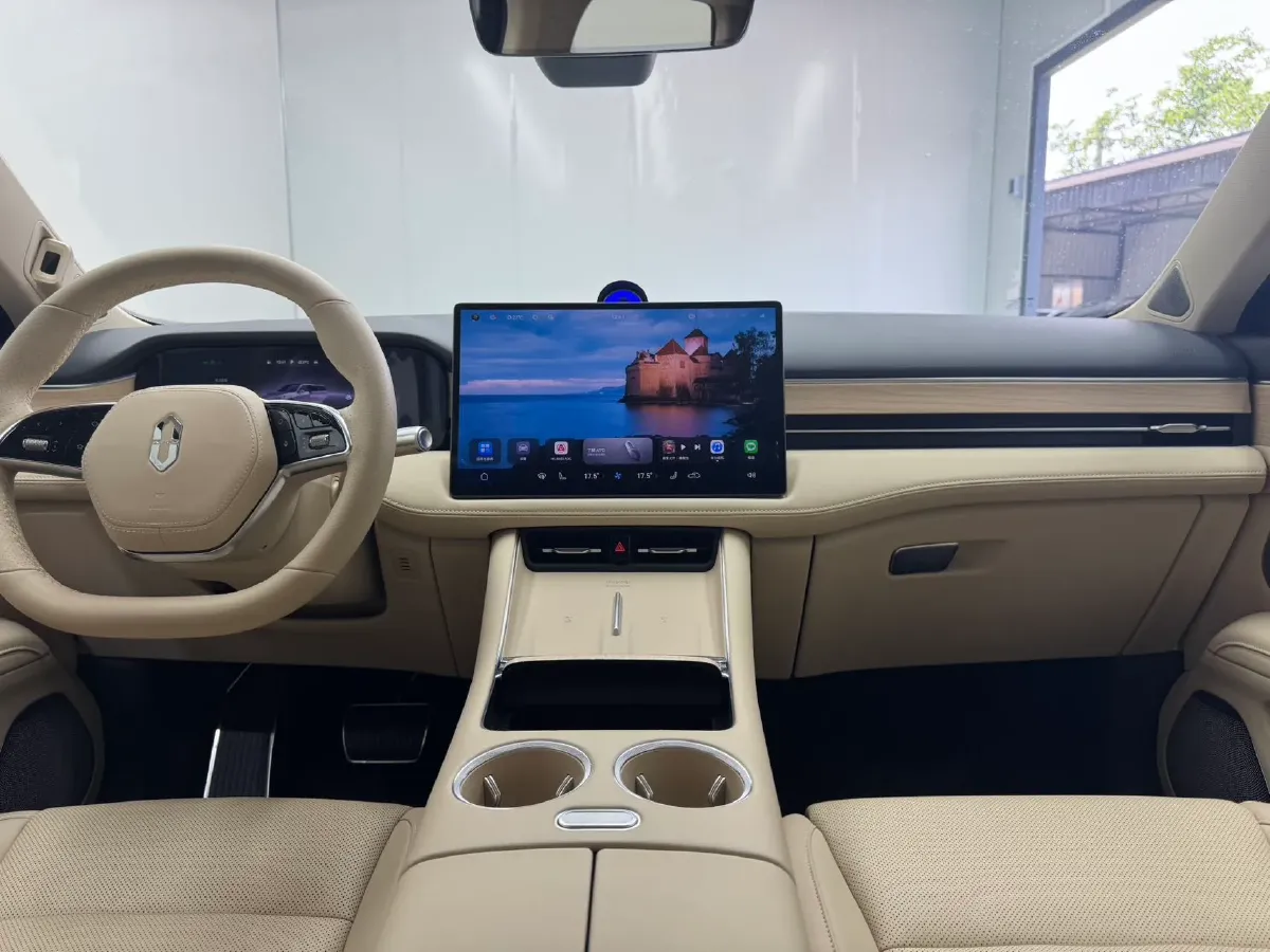 2025 AITO AITO M5 1.5T 152HP L4 REEV 42KWH,autocango,china used car exporter,china ev exporter,chinese used car exporter,chinese used ev exporter