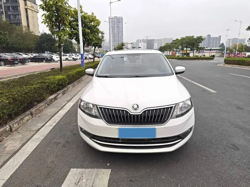 2019 SWM G01 1.5T 156HP L4 6AT,autocango,china used car exporter,china ev exporter,chinese used car exporter,chinese used ev exporter