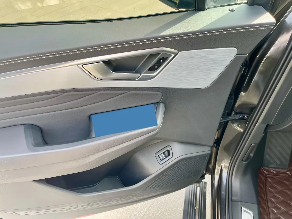 2022 Volkswagen Talagon 2.0T 220HP L4 7DCT,autocango,china used car exporter,china ev exporter,chinese used car exporter,chinese used ev exporter