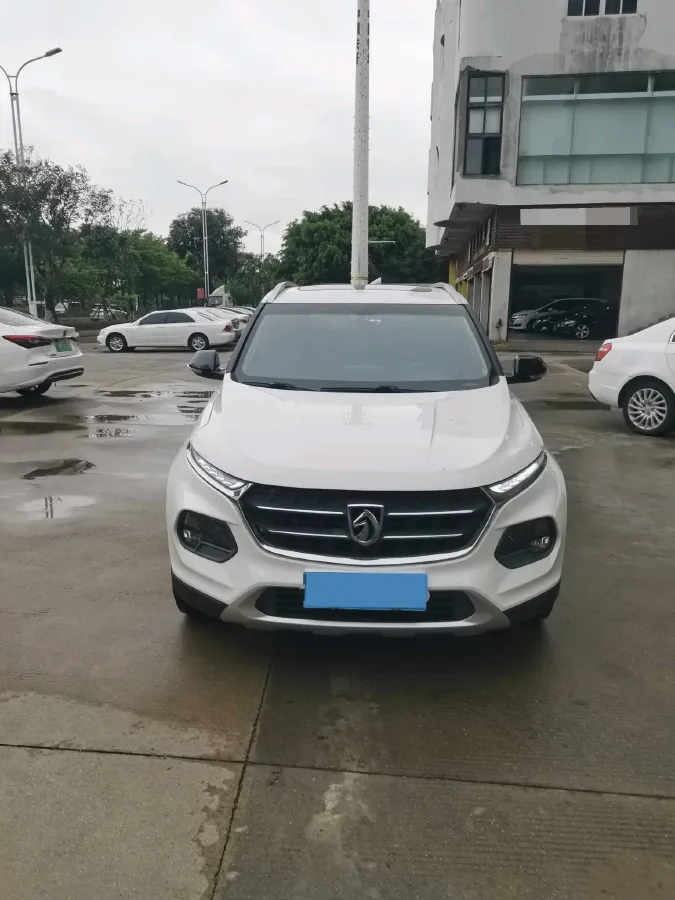2017 HaiMa S5 Young Edition 1.6L 122HP L4 5MT,autocango,china used car exporter,china ev exporter,chinese used car exporter,chinese used ev exporter