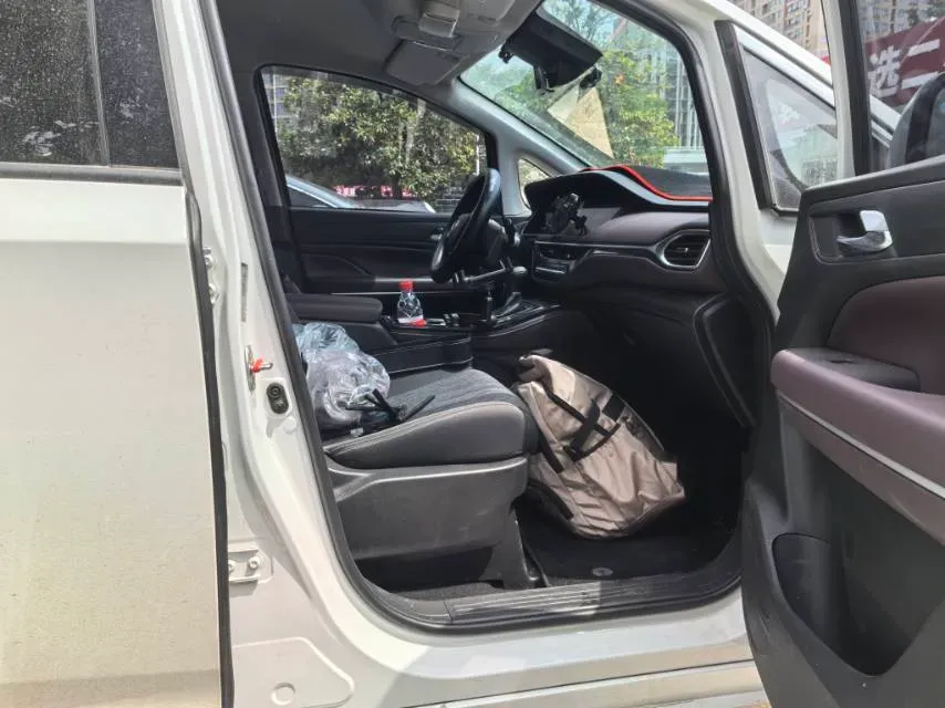 2023 GAC Trumpchi M6 1.5T 177HP L4 7DCT,autocango,china used car exporter,china ev exporter,chinese used car exporter,chinese used ev exporter