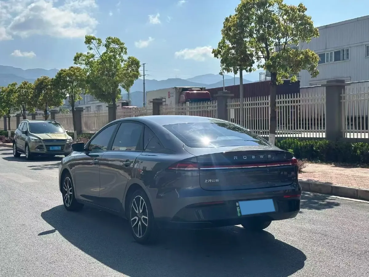 2025 Roewe D6 BEV,autocango,china used car exporter,china ev exporter,chinese used car exporter,chinese used ev exporter