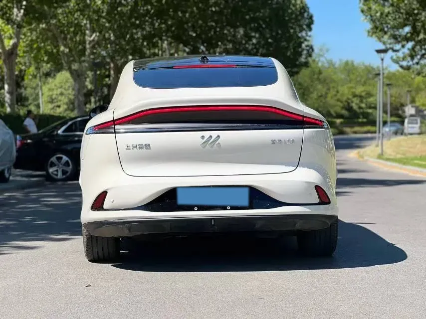 2023 IM LS6 BEV 71KWH,autocango,china used car exporter,china ev exporter,chinese used car exporter,chinese used ev exporter