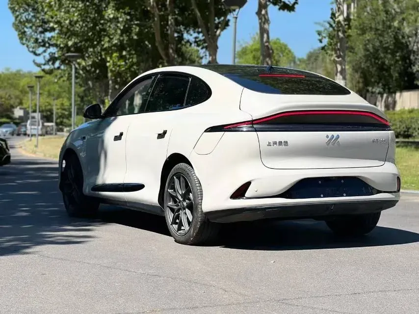 2023 IM LS6 BEV 71KWH,autocango,china used car exporter,china ev exporter,chinese used car exporter,chinese used ev exporter