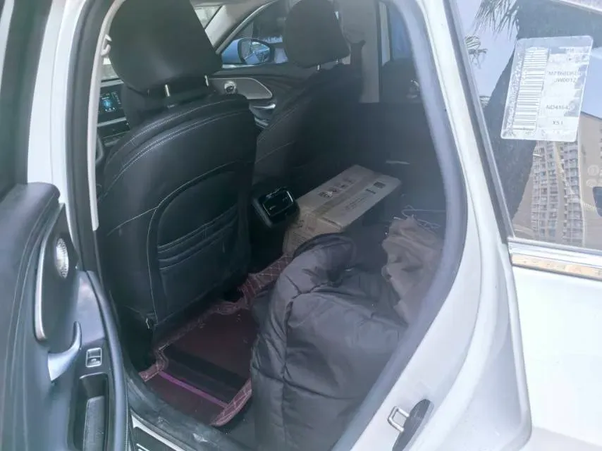 2022 Chery Arrizo 8 1.6T 197HP L4 7DCT,autocango,china used car exporter,china ev exporter,chinese used car exporter,chinese used ev exporter