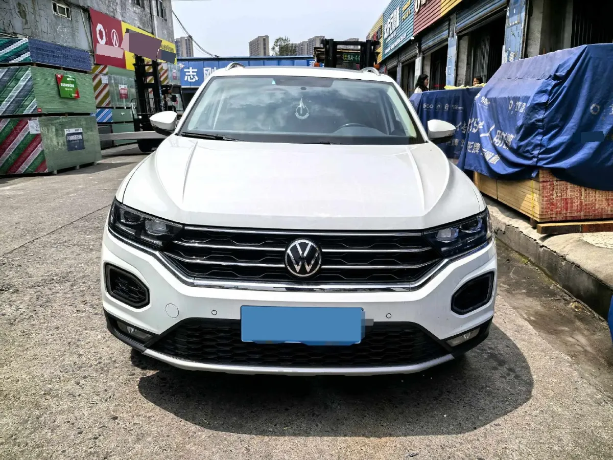 2022 Volkswagen T-Roc 1.4T 150HP L4 7DCT,autocango,china used car exporter,china ev exporter,chinese used car exporter,chinese used ev exporter