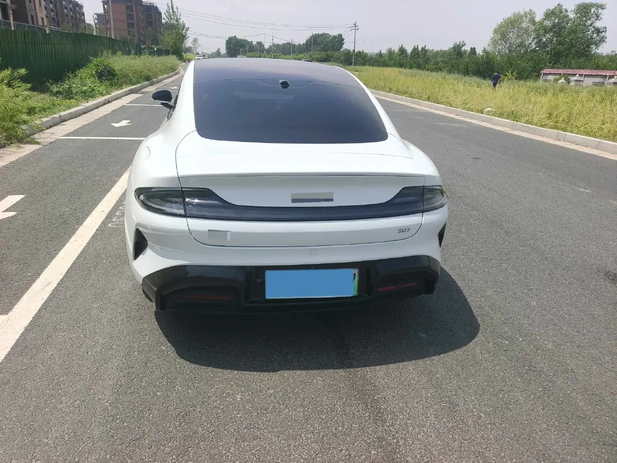 2024 MI SU7 BEV 73.6KWH,autocango,china used car exporter,china ev exporter,chinese used car exporter,chinese used ev exporter