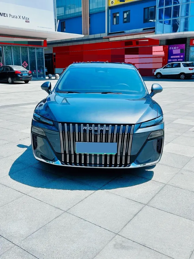 2025 Roewe M7 DMH 1.5L 112HP L4 1DHT PHEV,autocango,china used car exporter,china ev exporter,chinese used car exporter,chinese used ev exporter