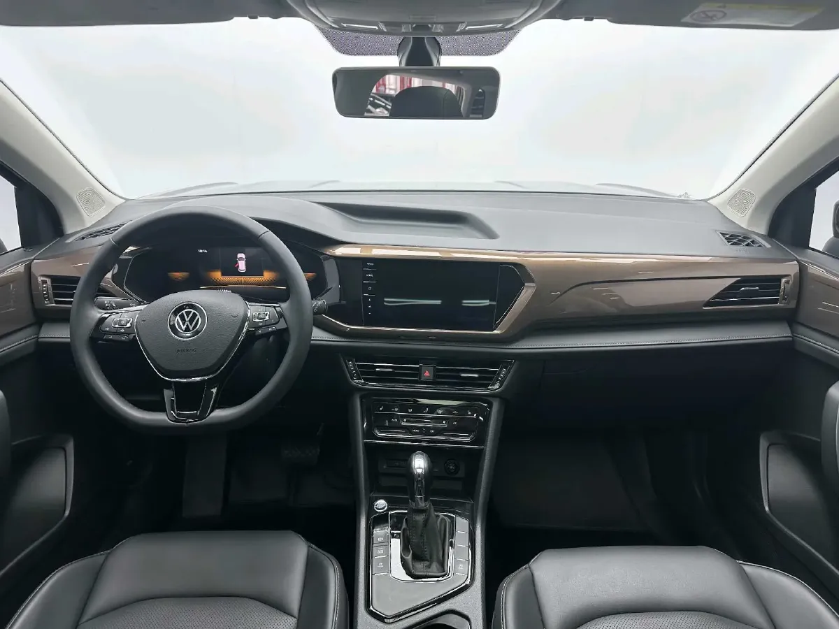 2022 Volkswagen Tharu 1.4T 150HP L4 7DCT,autocango,china used car exporter,china ev exporter,chinese used car exporter,chinese used ev exporter