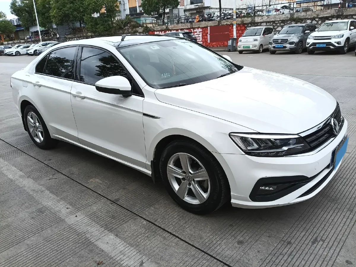 2019 Volkswagen T-Cross 1.4T 150HP L4 7DCT,autocango,china used car exporter,china ev exporter,chinese used car exporter,chinese used ev exporter